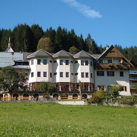 Haus Der Begegnung Hotel โกเซา ภายนอก รูปภาพ