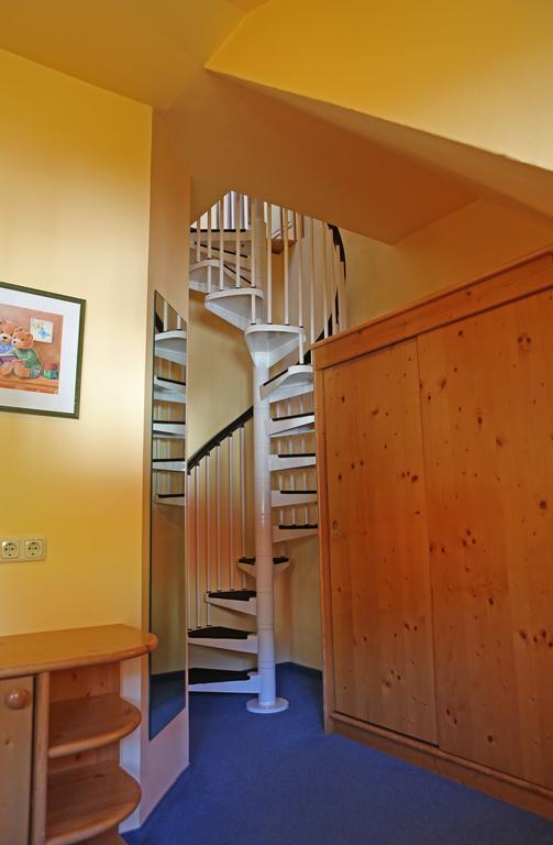 Haus Der Begegnung Hotel โกเซา ภายนอก รูปภาพ