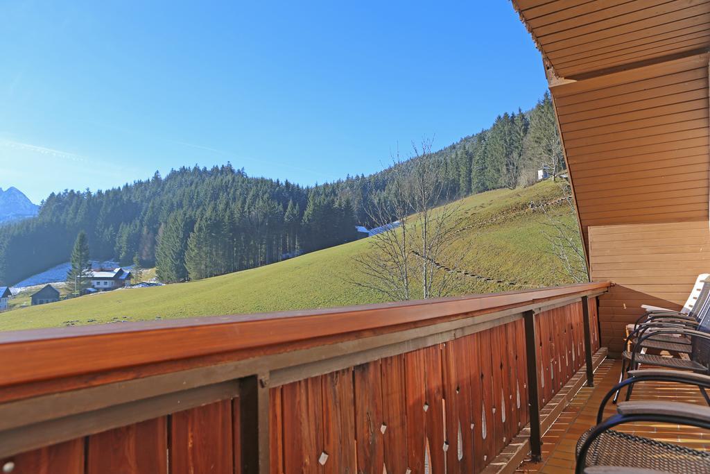 Haus Der Begegnung Hotel โกเซา ภายนอก รูปภาพ