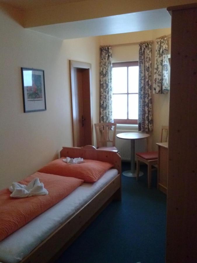 Haus Der Begegnung Hotel โกเซา ห้อง รูปภาพ